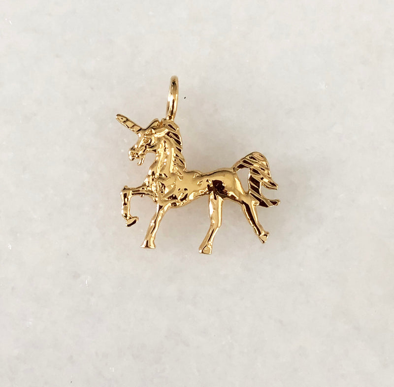 Unicorn Charm In 18K Yellow Gold Vermeil Or British Sterling