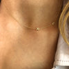 Le collier Meghan avec mini diamant et initiale